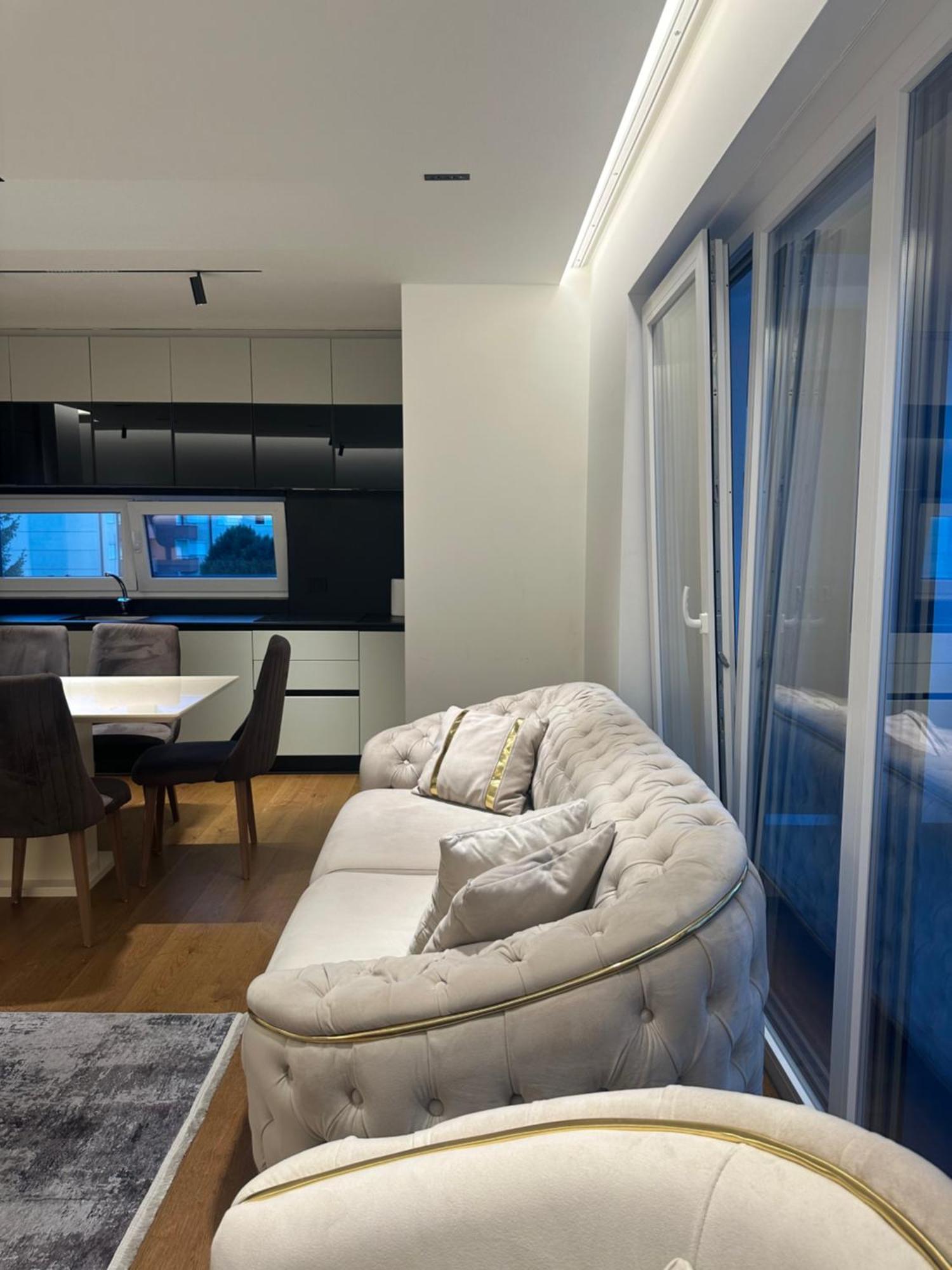 Skyline Exclusive Apartment Peje Exterior photo